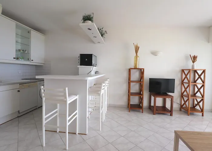 Apartment T2 Aria Marina Route Des Sanguinaires, Vue Mer, Terrasse , Parking, A 50m - 4pers Ajaccio (Corsica)