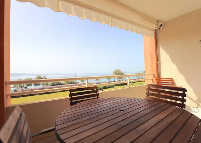 T2 Aria Marina Route Des Sanguinaires, Vue Mer, Terrasse , Parking, A 50m - 4pers Apartment Ajaccio (Corsica)